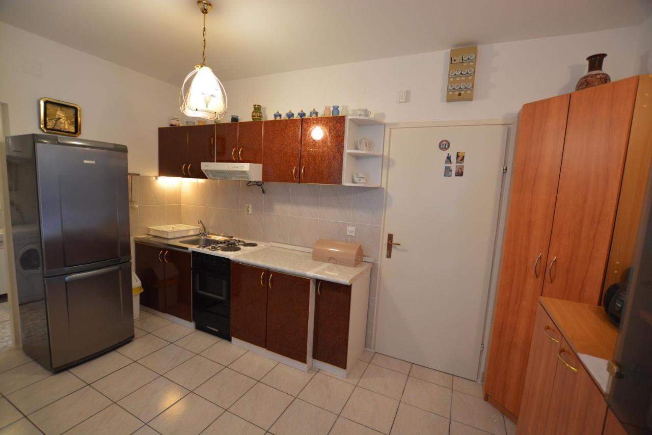 Maja Apartment Kornić Екстериор снимка