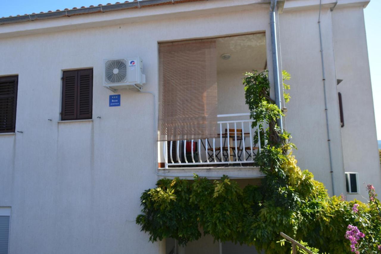 Maja Apartment Kornić Екстериор снимка